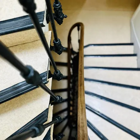 Bel Renove Avec Gout Et Idealement Situe Dans Le Centre-ville * Les Sables-d'Olonne
